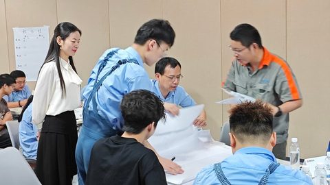 俞璇老师企业培训授课现场