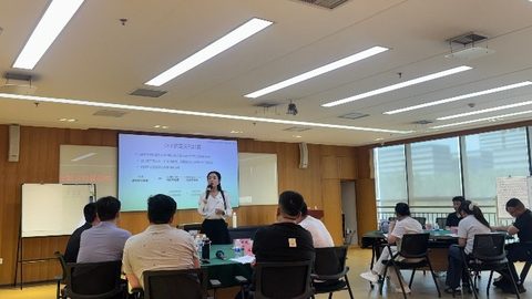俞璇老师企业培训授课现场